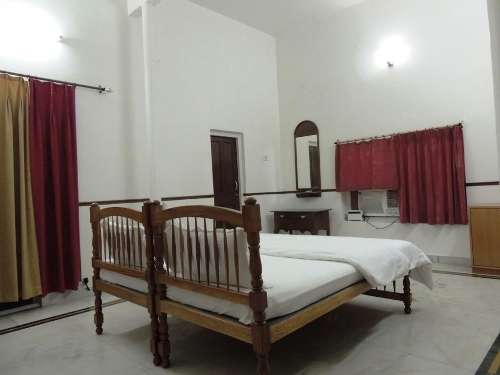 Kunjpur Guest House Αλλαχαμπάντ Δωμάτιο φωτογραφία