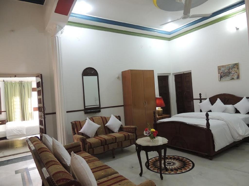 Kunjpur Guest House Αλλαχαμπάντ Δωμάτιο φωτογραφία